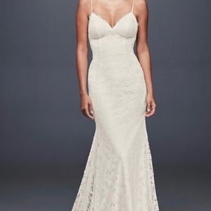 David's Bridal Low Back Soft Lace Wedding Dress - Galina